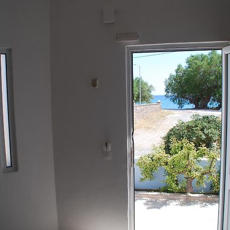 Soula Appartments Makrýgialos Eksteriør billede